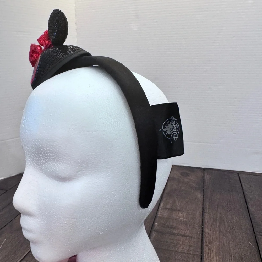 Disney Parks Exclusive 2018 Mickey Mouseketeer Club Mini Ear Hat Sequin Headband - Picture 3 of 3